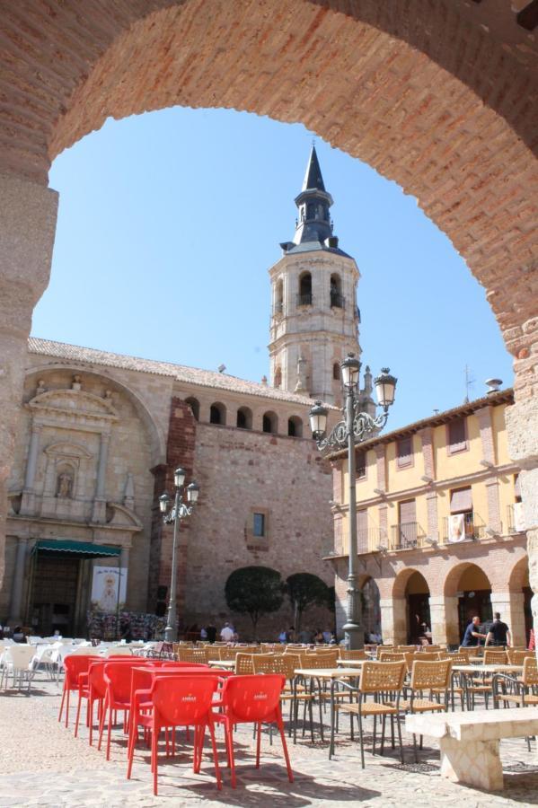 Apartamentos La Luna La Solana Bagian luar foto