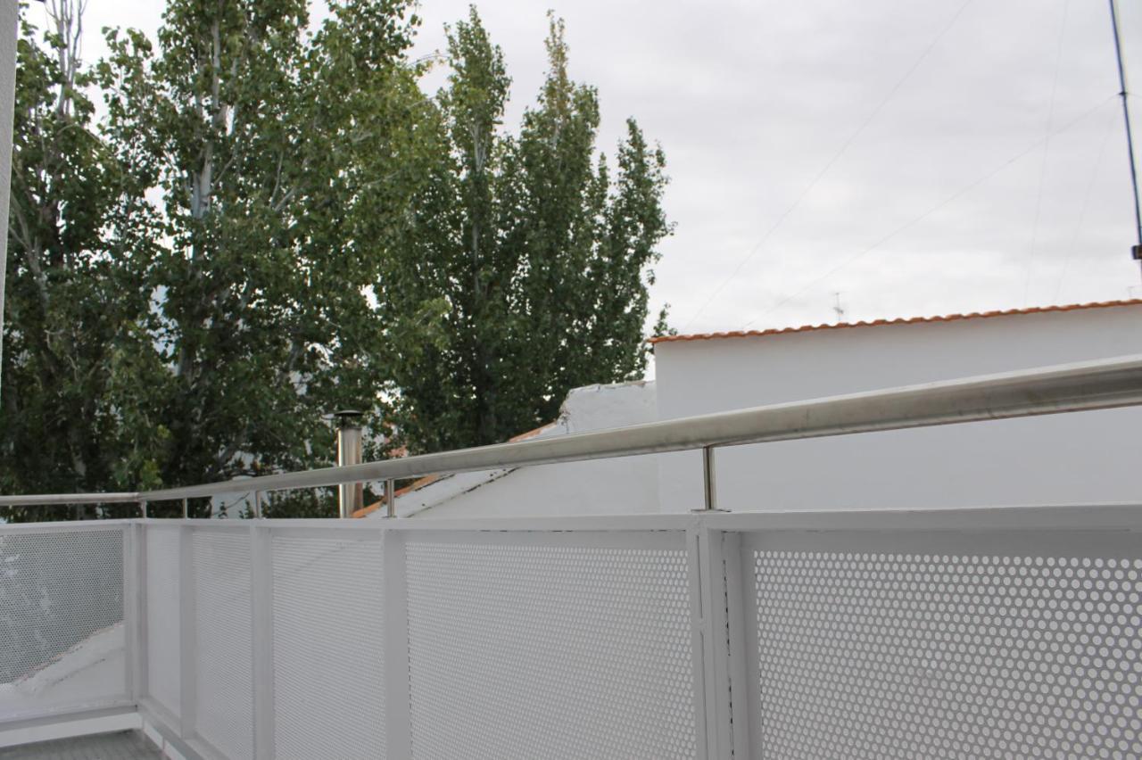 Apartamentos La Luna La Solana Bagian luar foto