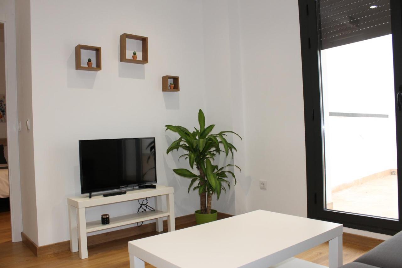 Apartamentos La Luna La Solana Bagian luar foto